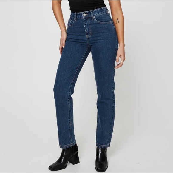 Princess Polly Denim - Princess Polly Gyoke Hi Rise Straight Leg Jeans Size 8 Dark Wash